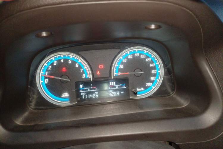 Used Baojun 730 2014 1.5L manual Comfort ESP version 7 seats