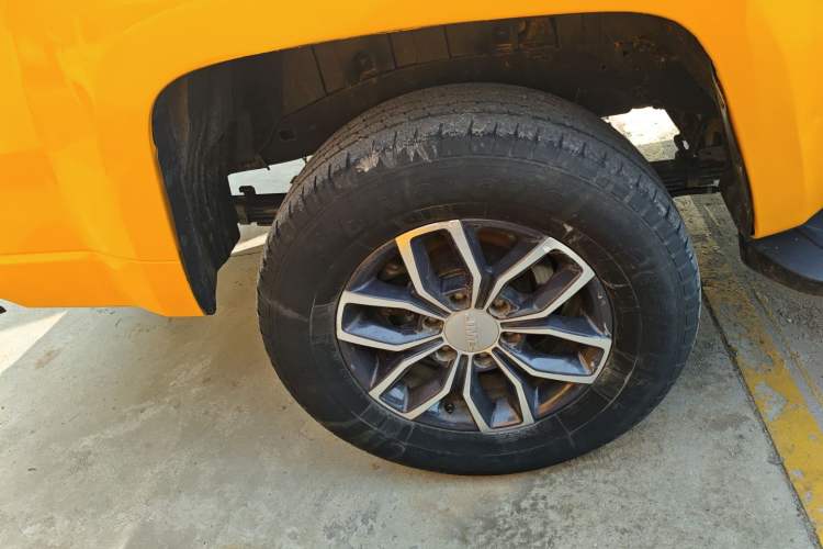 Used JMC Yuhu EV 2022 4x2 LX JX1032PSEF5BEV Right Rear Wheel Hub