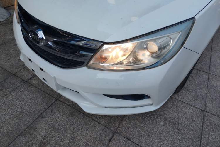 Used BYD Surui 2015 Revised Version 1.5L Manual Luxury Edition