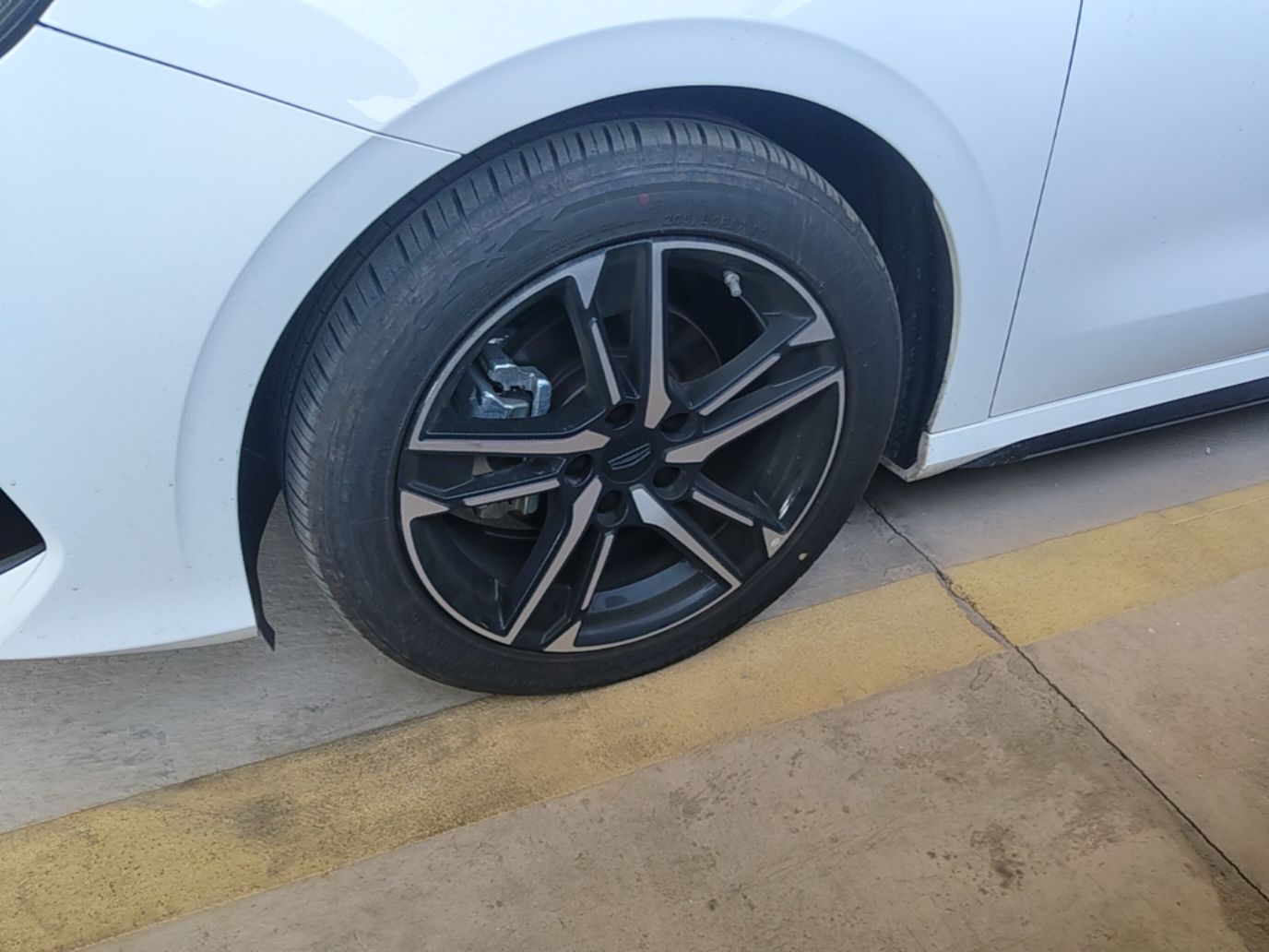 Geely Auto Binray 2024 Binrui COOL 1.5T DCT Longteng Edition — снимка 10