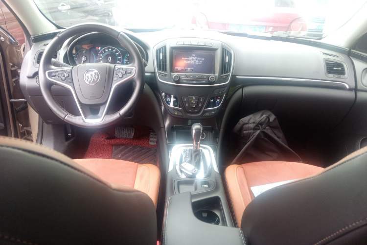 Used Buick Regal 2015 1.6T Elite Tech Model Center Console