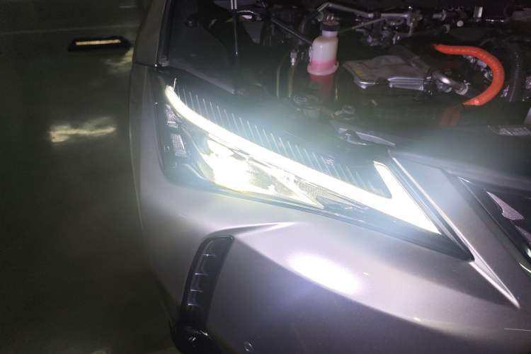 Used Lexus UX New Energy 2020 300e Pure·Joy Edition
