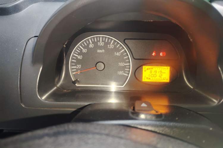 Used Dongfeng Xiaokang V27 2011 1.0L Base Version BG10-01 Instrument Cluster