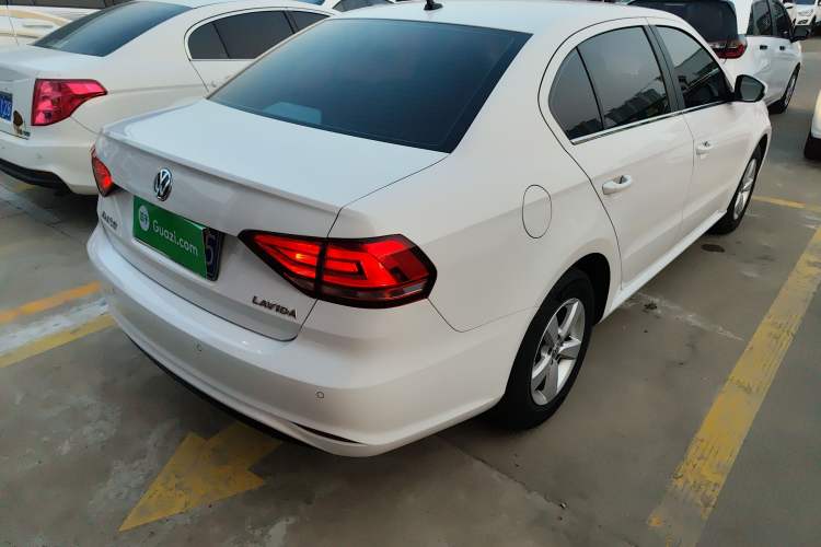 Used Volkswagen Lavida 2019 Lavida Start 1.5L Manual Fashion Edition China VI Standard