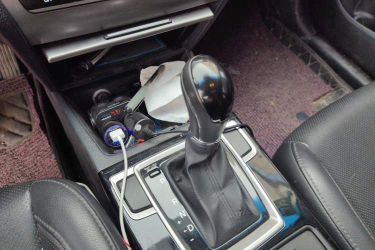 Used Hyundai Mistra 2014 1.8L Automatic Deluxe DLX Model Gear Lever