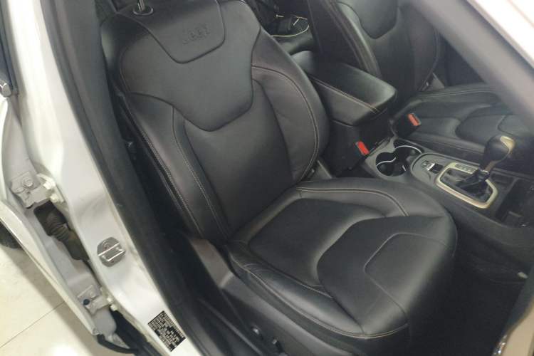 Used Jeep Cherokee 2016 2.4L Leading Smart Version