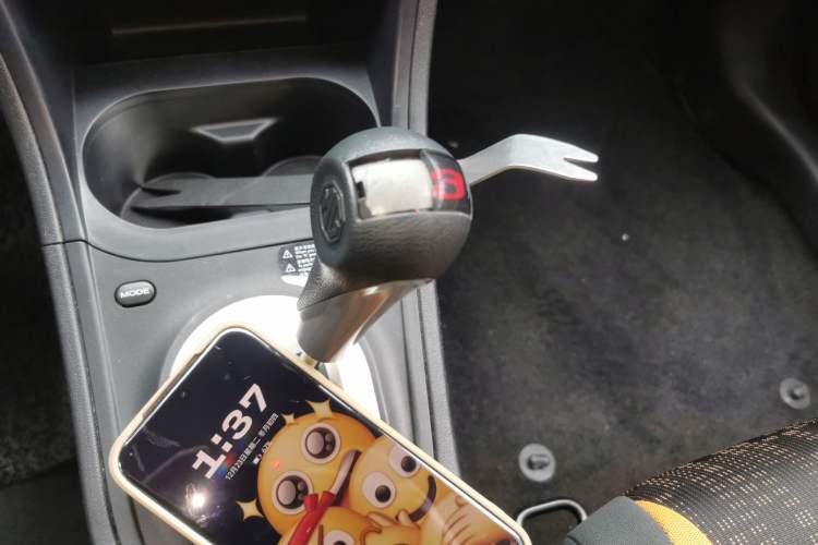 Used MG 3SW 2015 1.5L AMT Elite Model
