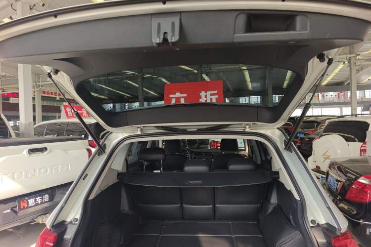 Used Volkswagen Tiguan L 2018 330TSI Automatic Two-Wheel Drive Luxury Edition
