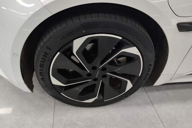 Used Zeekr 001 2022 Long-Range Dual-Motor WE Edition Exterior 4