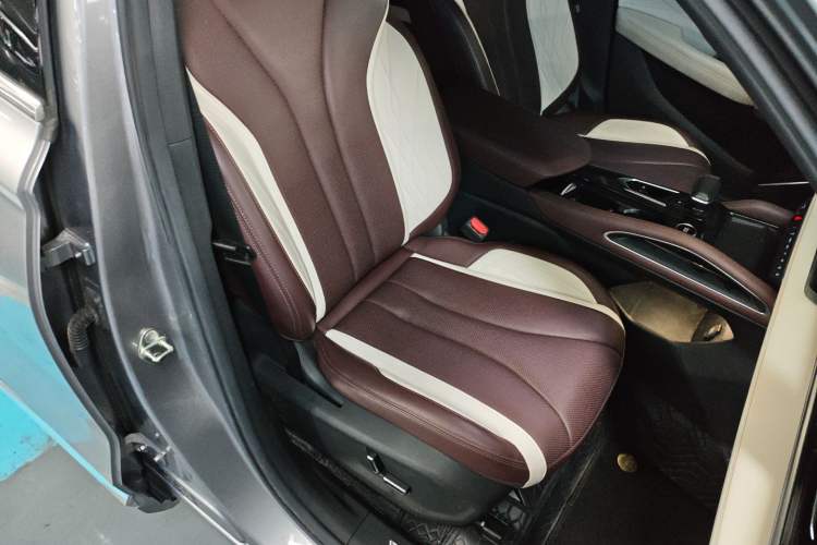 Used Geely Auto Monjaro L 2021 2.0TD DCT EVO Two-Wheel Drive Smart Luxury Version