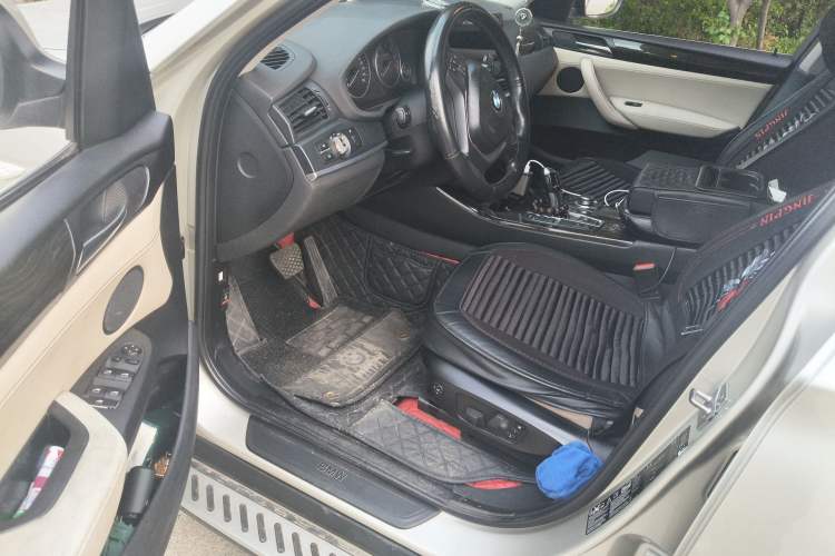 Used BMW X3 2011 xDrive28i Luxury Model Driver Seat