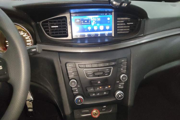 Used Bestune B50 2016 1.6L manual Comfort trim level