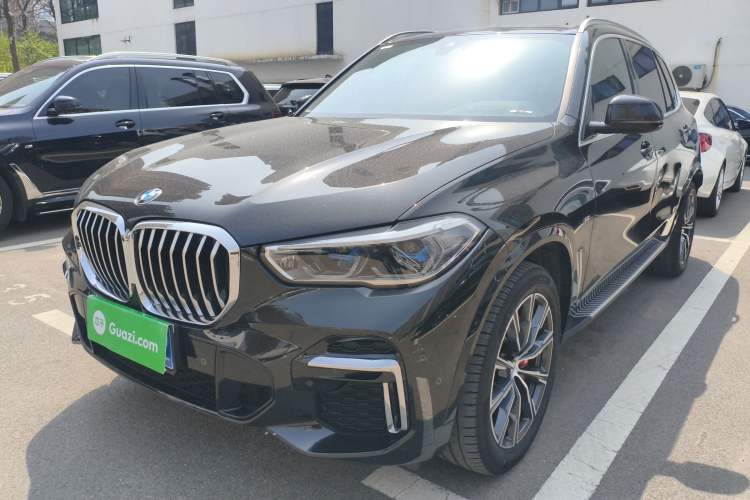 Used BMW X5 2022 Restyled xDrive 30Li Luxury Version M Sport Package