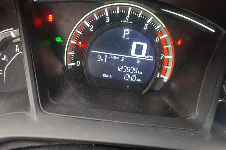 Used Honda Civic 2016 180TURBO CVT Comfort Version
