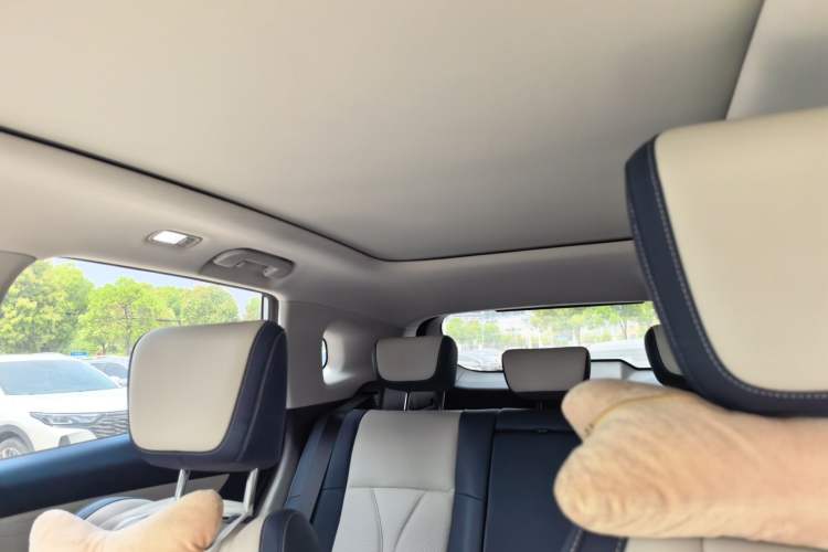 Used Dongfeng Aeolus Huge 2022 Mach Power 1.5T DareDrive Edition · Smart