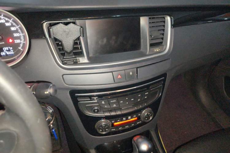 Used Peugeot 508 2012 2.3L Roland Garros Edition Audio And AC Panel