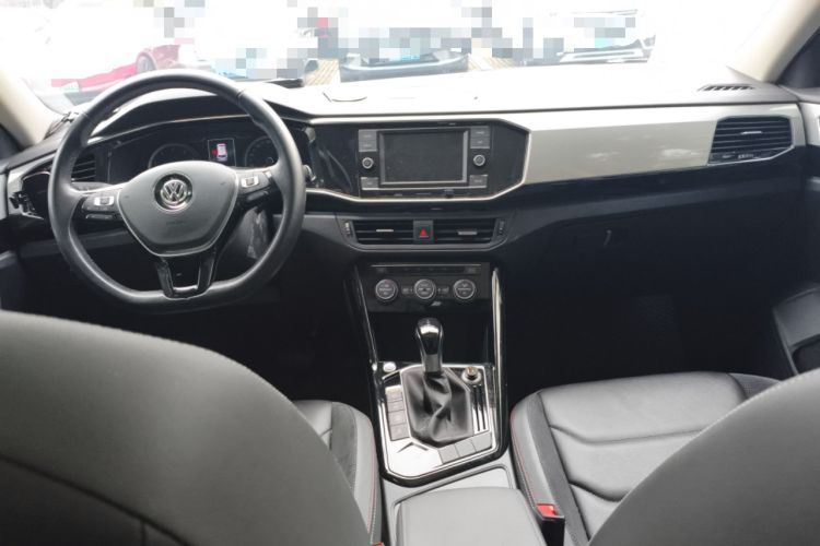 Used Volkswagen Tayron 2019 330TSI Two-Wheel Drive Luxury Model China VI Standard Center Console