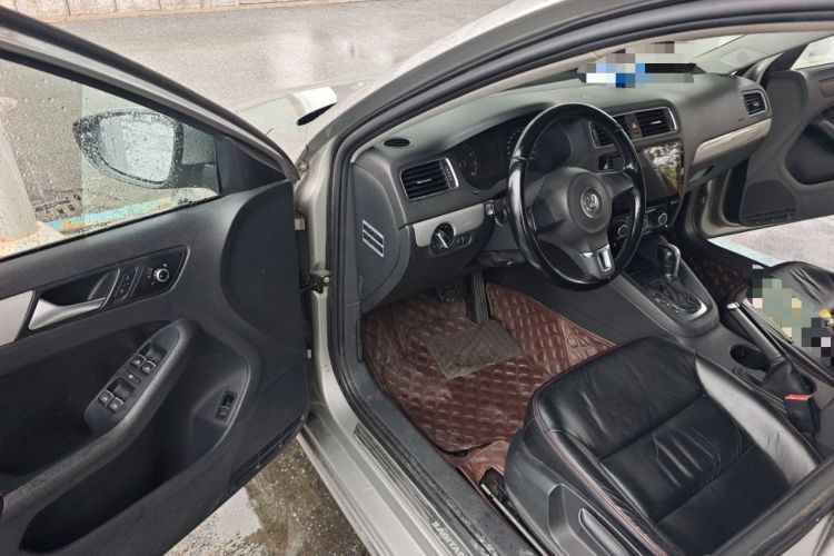 Used Volkswagen Sagitar 2014 Revised Version 1.6L Automatic Comfort Edition
