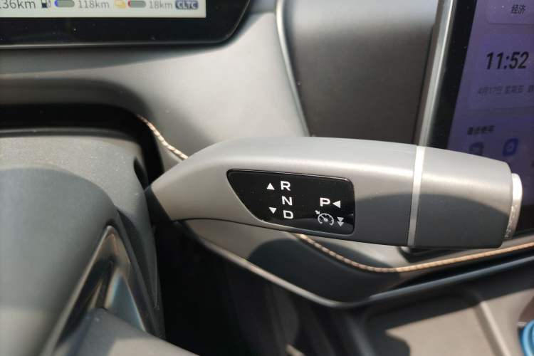 Used Deepal SL03 2022 1.5L 1200 Extended-Range Version Gear Lever