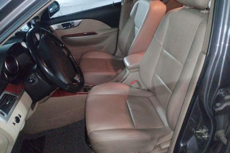 Used Buick Excelle 2011 1.6 LE-AT Left Front Seat
