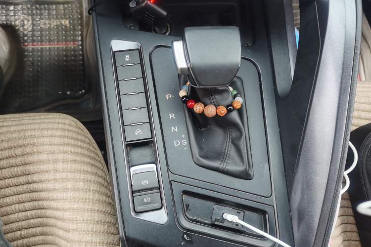 Used FORTHING T5L 2020 1.5T Automatic Luxury Model 5 Seats China VI Standard
