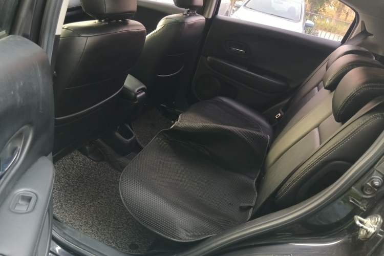 Used Honda Vezel 2020 1.5L CVT Elite Edition Left Rear Seat