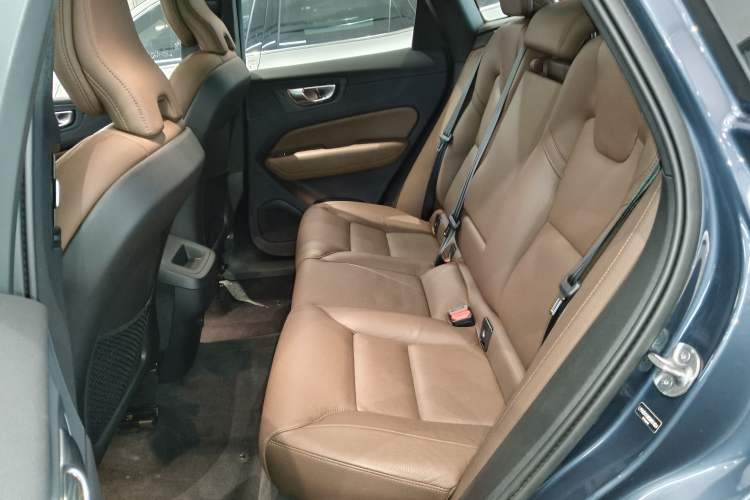 Used Volvo XC60 2025 B5 Four-Wheel Drive Smart & Advanced Luxury Edition