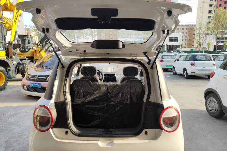 Used CHANGAN NEVO Lumin 2024 130km Qingyue Version Trunk