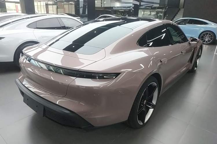 Used Porsche Taycan 2022 Taycan Rear Right 45 Deg