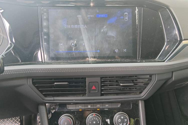 Used Volkswagen Sagitar 2019 280TSI DSG Comfort Version China VI Standard Audio And AC Panel