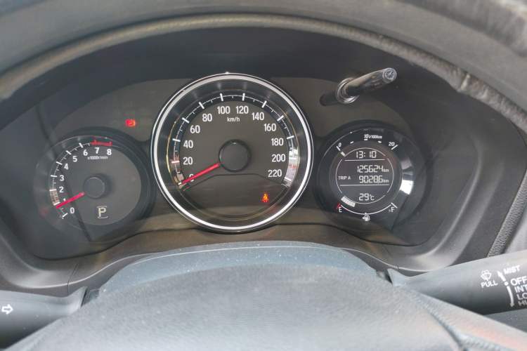 Used Honda XR-V 2015 1.8L EXi CVT Comfort Version
