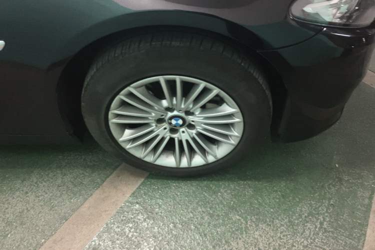 Used BMW 5 Series 2014 525Li Leading Model