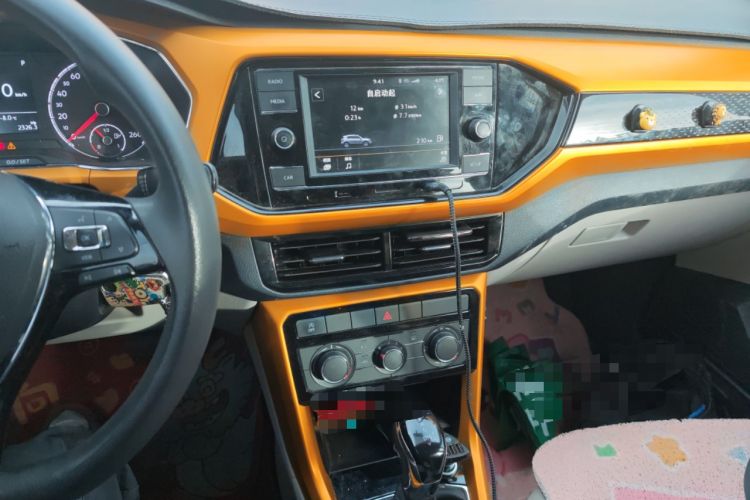 Used Volkswagen T-Cross 2019 280TSI DSG Comfort Edition Audio And AC Panel