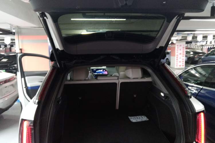 Used Cadillac OPTIQ 2024 Four-Wheel Drive Long-Range Version
