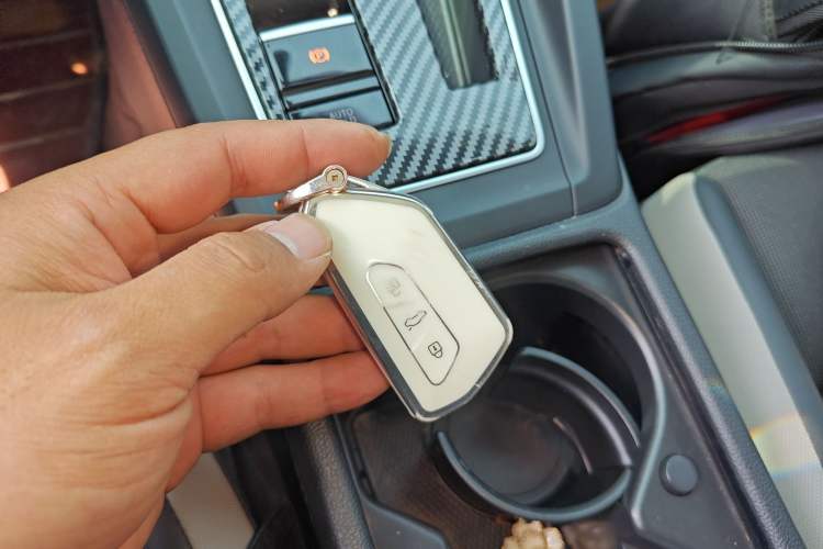 Used Volkswagen Golf 2023 Facelift 280TSI DSG Pro Vehicle Key