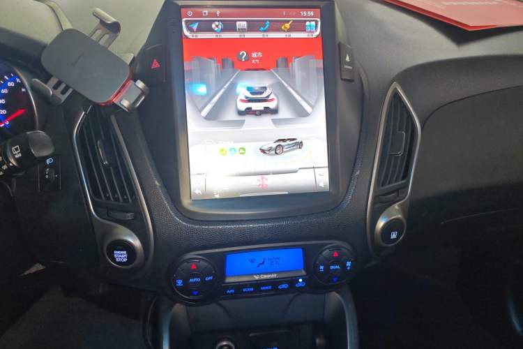 Used Hyundai ix35 2015 2.0L Automatic 2WD Smart Version China V Standard