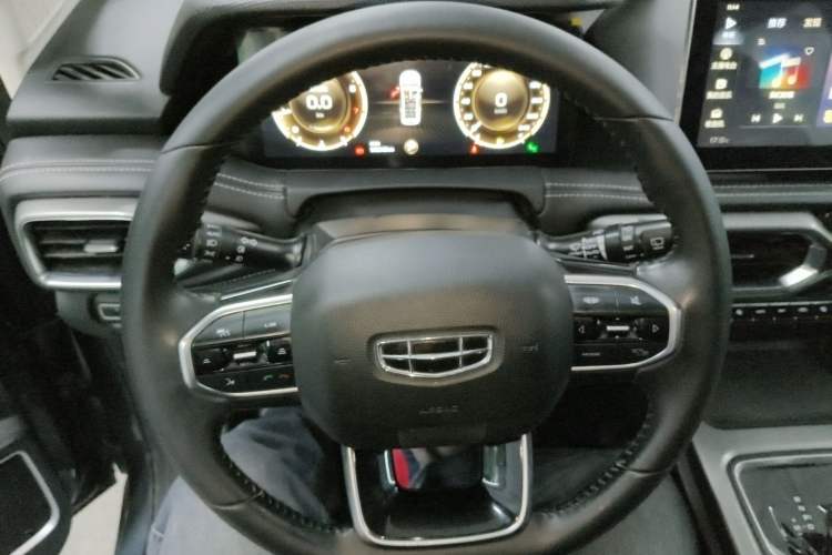 Used Geely Auto Haoyue 2020 1.8TD DCT Flagship 7-Seater