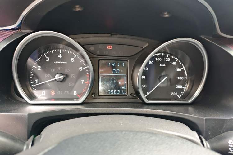 Used Zotye T600 2016 1.5T Manual Luxury Edition