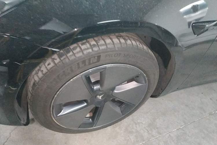 Used Tesla Model 3 2022 Rear-Wheel-Drive Version