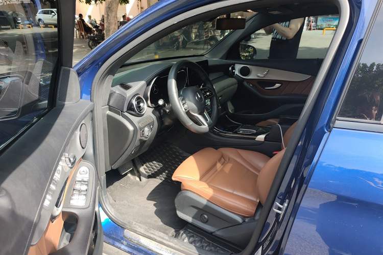 Used Mercedes-Benz GLC Coupe 2020 GLC 260 4MATIC Coupe SUV