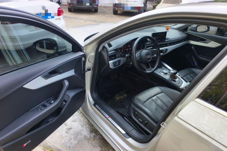 Used Audi A4L 2019 40 TFSI Fashion Edition China VI Emission Standard
