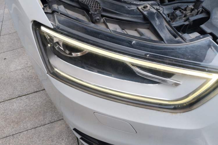 Used Audi Q3 2016 30 TFSI Collector's Edition Comfort Model Right Front Headlight