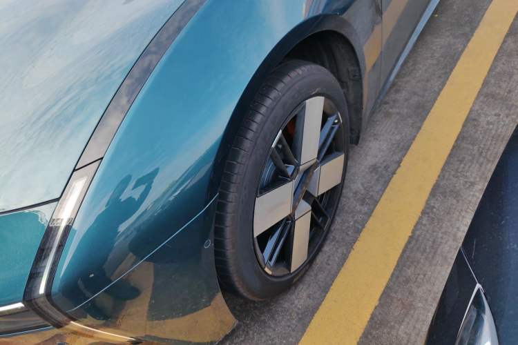 Used XPeng P7 2025 Model—702 Long Range Ultra