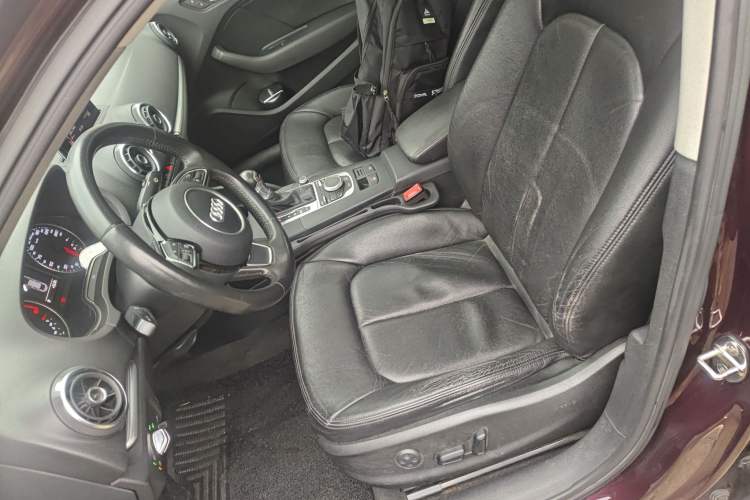 Used Audi A3 2015 Limousine 35 TFSI Millionth Anniversary Intelligent Leading Model
