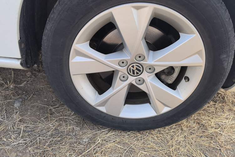 Used Volkswagen Bora 2015 Qihui Edition 1.6L Automatic Fashion Model
