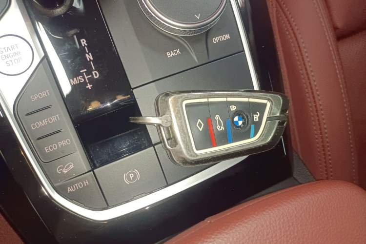 Used BMW X3 2022 Second Facelift xDrive30i Leading Edition M Night Sky Package Vehicle Key