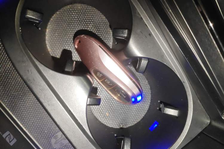 Used Mercedes-Benz C-Class 2023 C 260 L Bright Night Sports Edition Vehicle Key