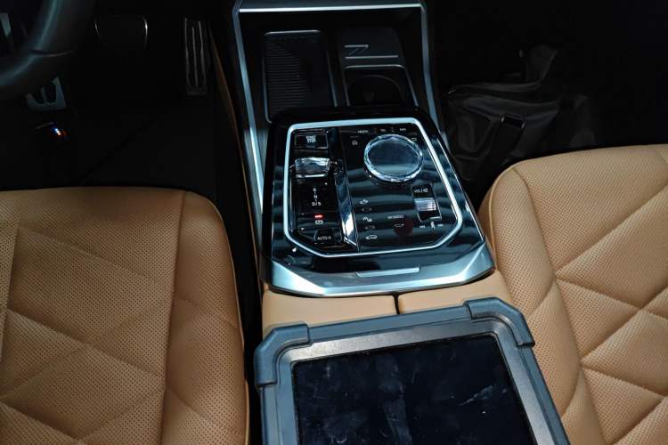 Used BMW 7 Series 2023 735Li M Sport Package