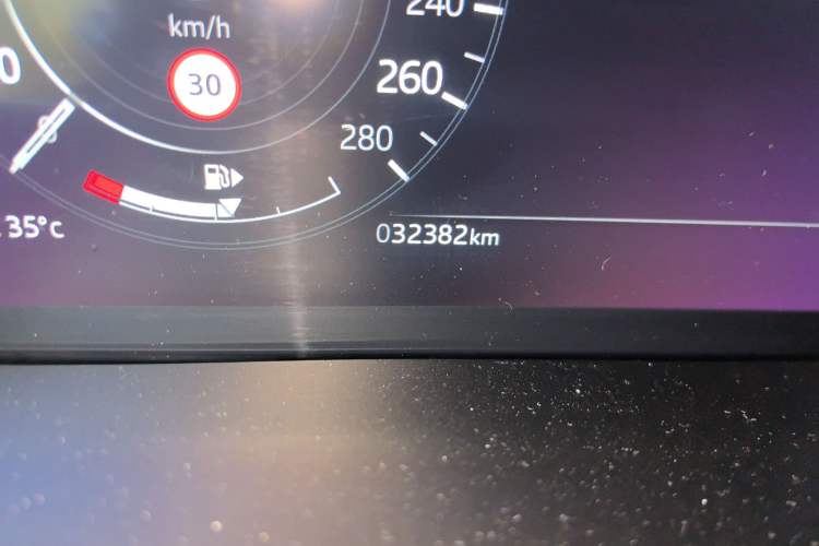 Used Land Rover Range Evoque 2021 Range Rover Velar L 249PS R-Dynamic First Edition