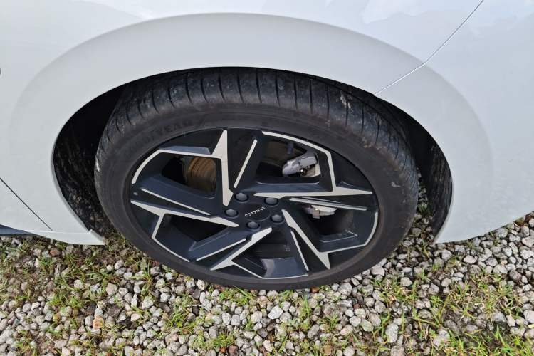 Used Lynk & Co 07 2024 EM-P 126 Long-Range Ultra
